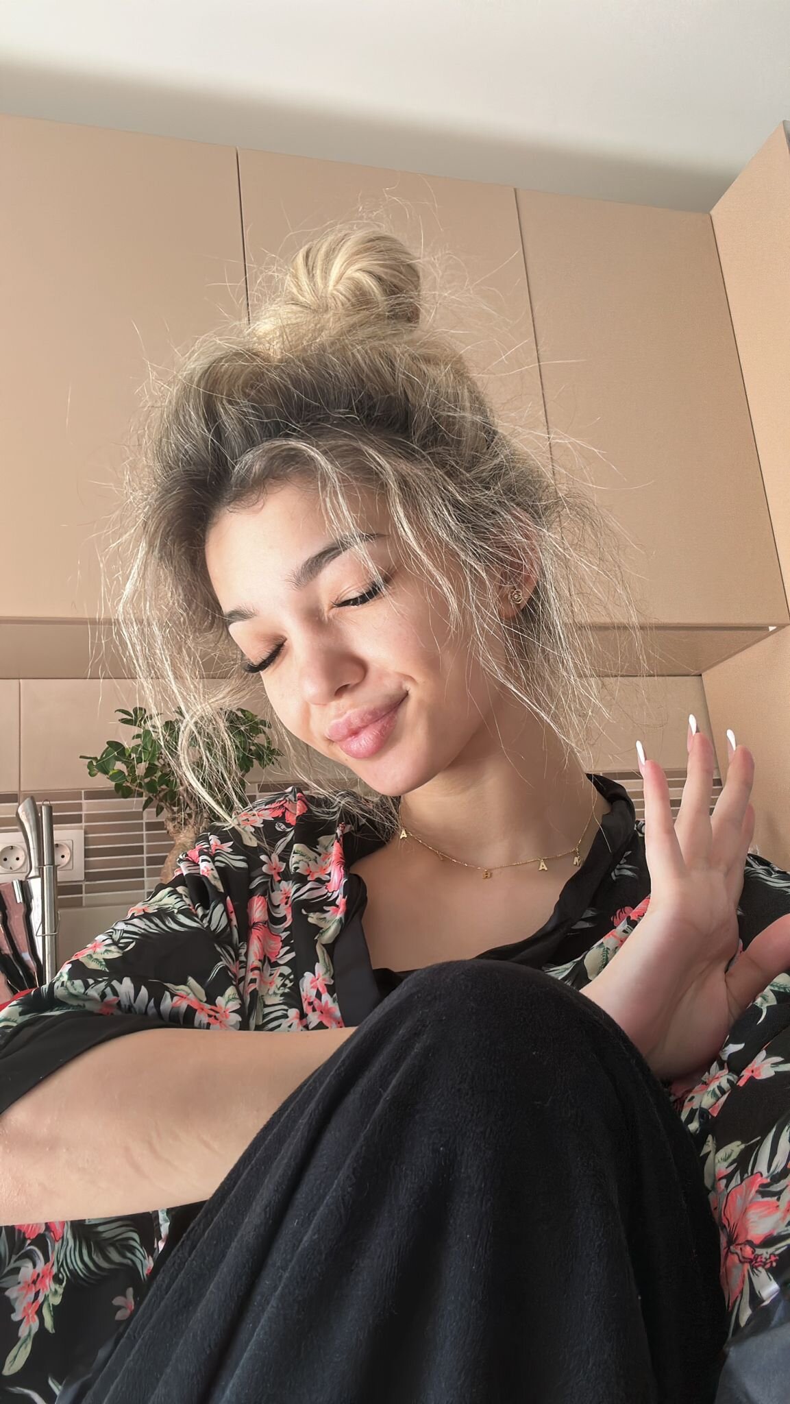 Image Sassy_Teen 2